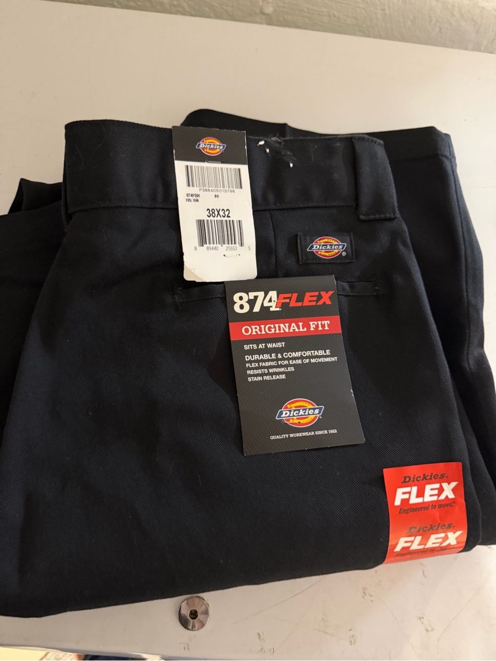 Dickies Men's 874 FLEX Original Fit Flat Front Shorts in Black